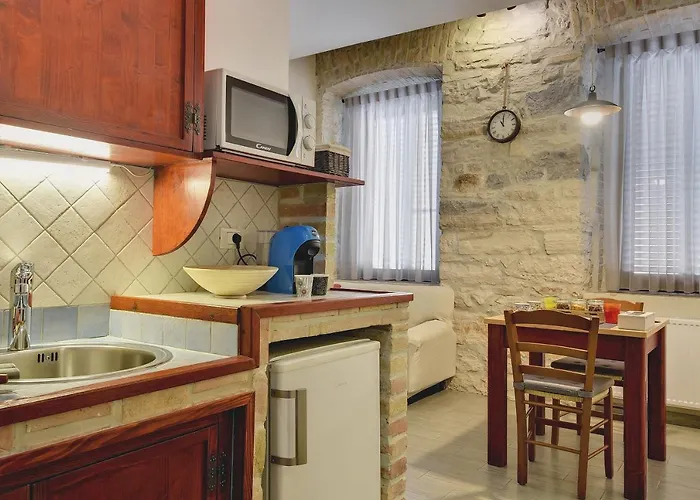 Mimoza Old Town * Pula