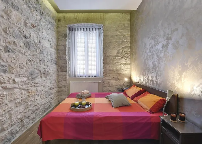 Mimoza Old Town Appartement