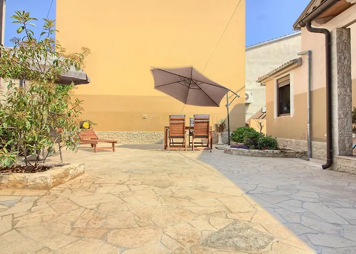 Mimoza Old Town *