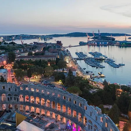 Mimoza Old Town Apartman