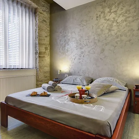 Apartment Mimoza B&B Old Town Apartments Pula