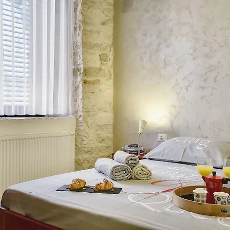 Apartment Mimoza B&B Old Town Apartments Pula
