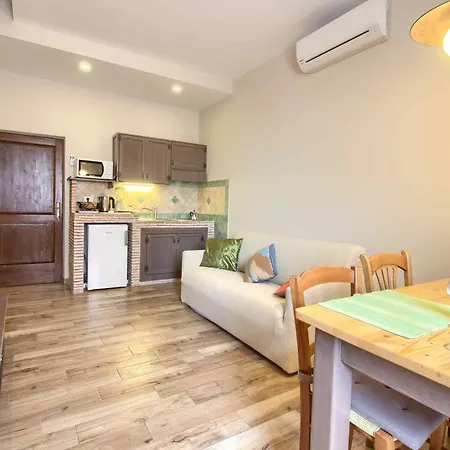 Mimoza B&B Old Town Apartments Pula