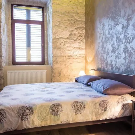 Mimoza B&B Old Town Apartments * Pula