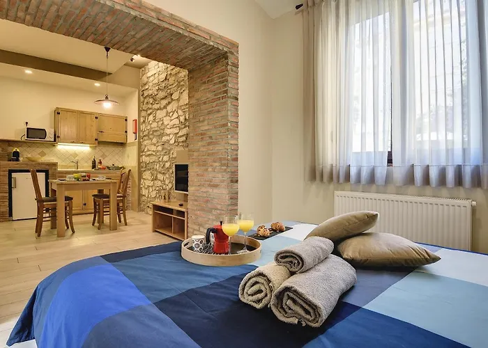 Mimoza Old Town Apartman Póla