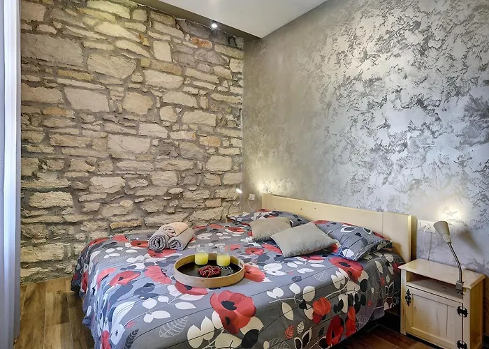 Mimoza Old Town Póla