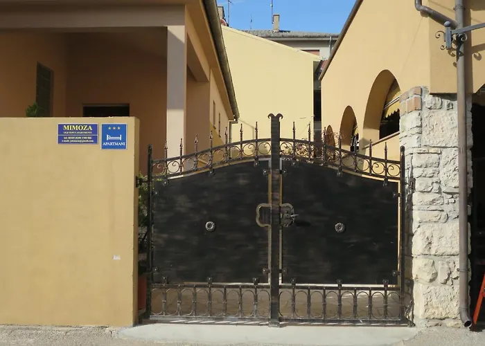 Mimoza Old Town Apartman Póla