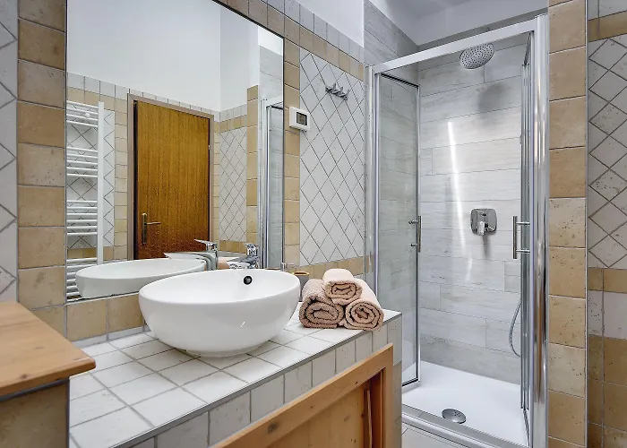 Mimoza Old Town * Póla