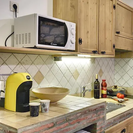 Mimoza Old Town * Pola