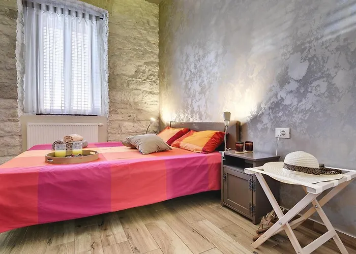 Mimoza Old Town Appartement